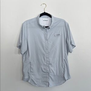 Columbia Men's Gray Short Sleeve Shirt